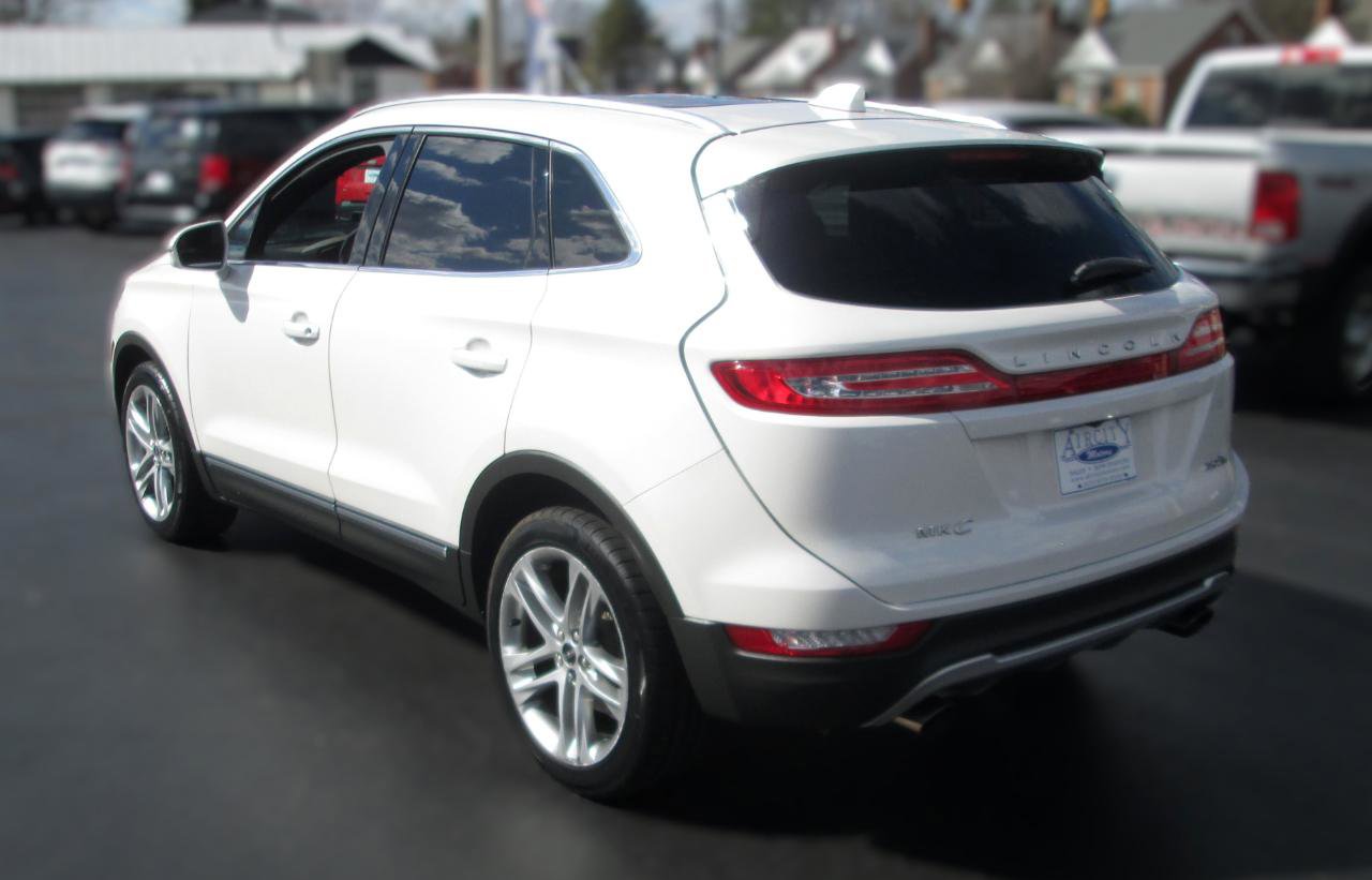 Used 2016 Lincoln MKC Reserve w/ Lincoln MKC Climate Package image 4