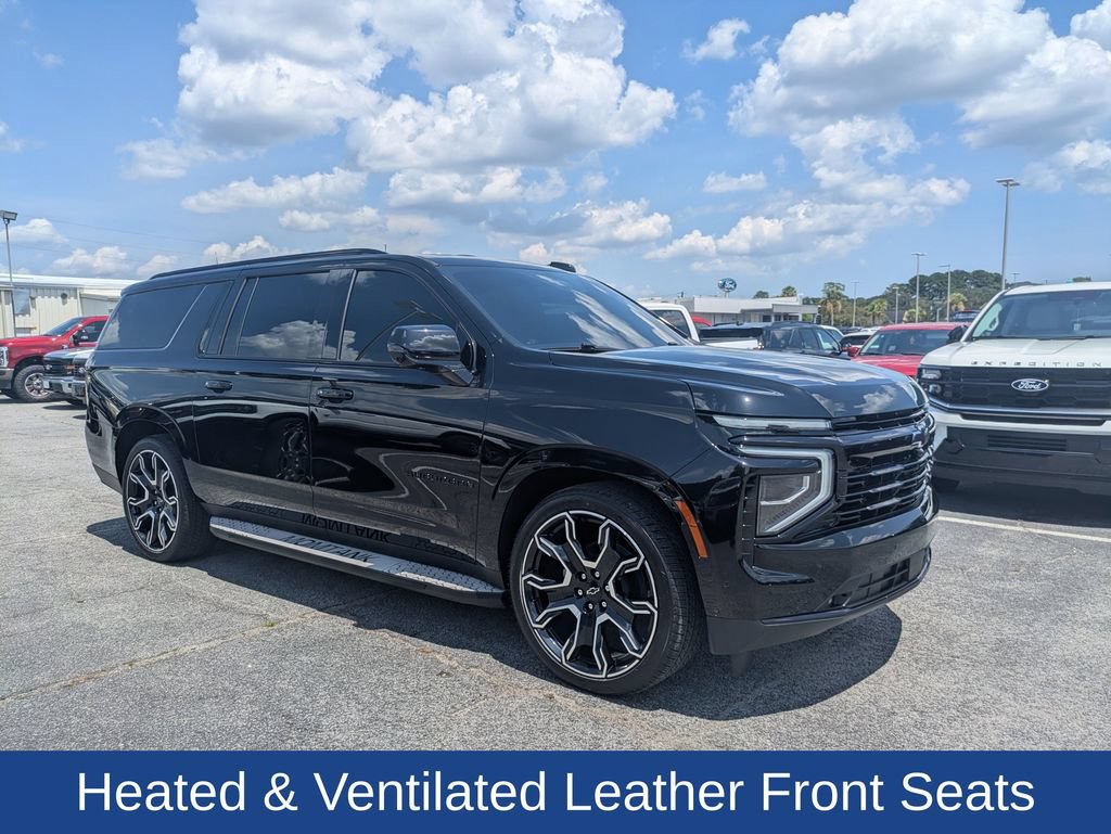 Used 2026 Chevrolet Suburban RST w/ RST Capability Package AWD/4WD video 2