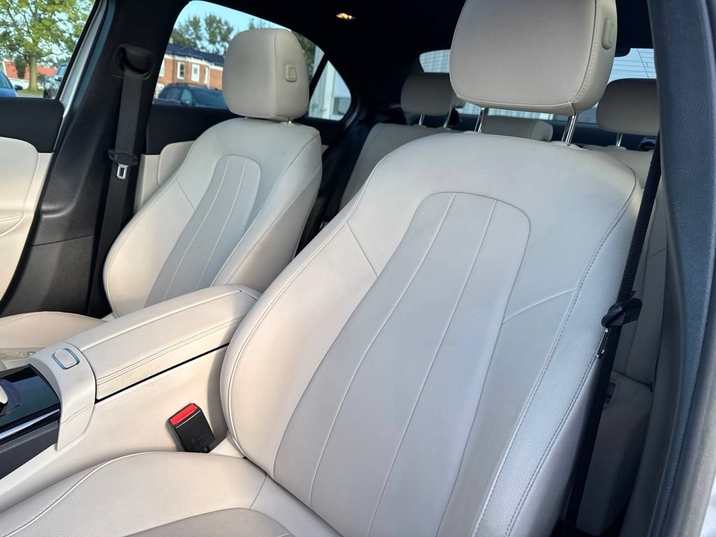 Used 2022 Mercedes-Benz A 220 image 29