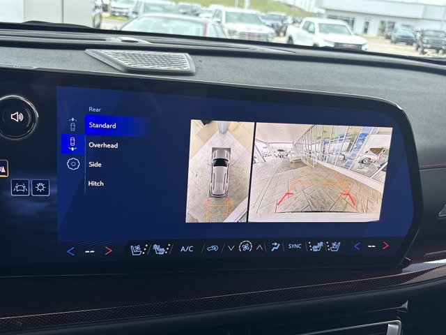 New 2026 Chevrolet Traverse RS image 41