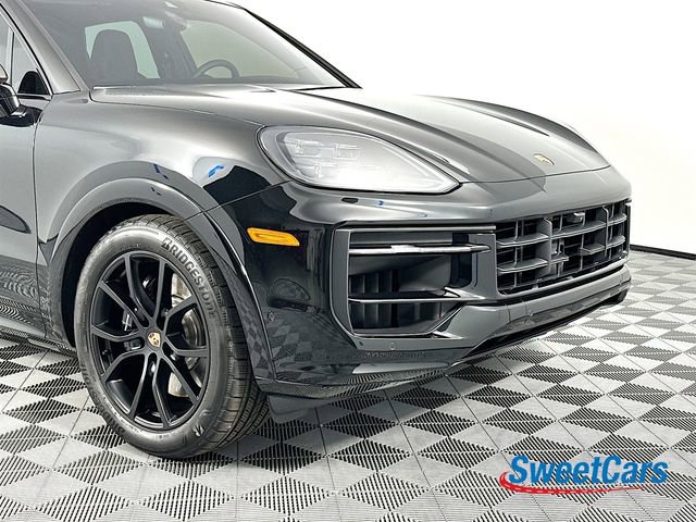 Used 2026 Porsche Cayenne GTS AWD/4WD image 53