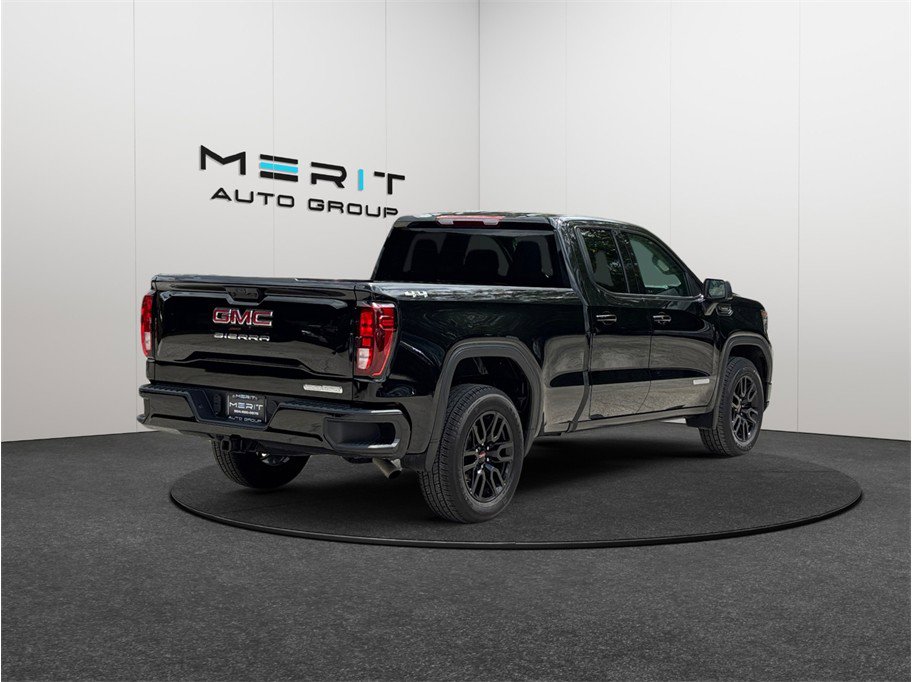 Used 2025 GMC Sierra 1500 Elevation AWD/4WD image 9