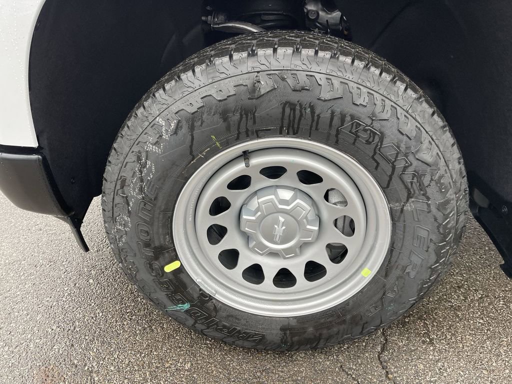 New 2026 Chevrolet Silverado 1500 W/T w/ WT Value Package AWD/4WD image 10