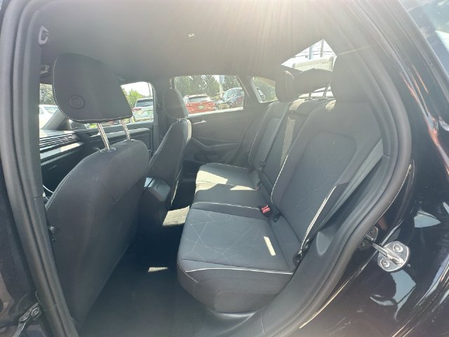 Used 2025 Volkswagen Jetta Sport FWD image 34