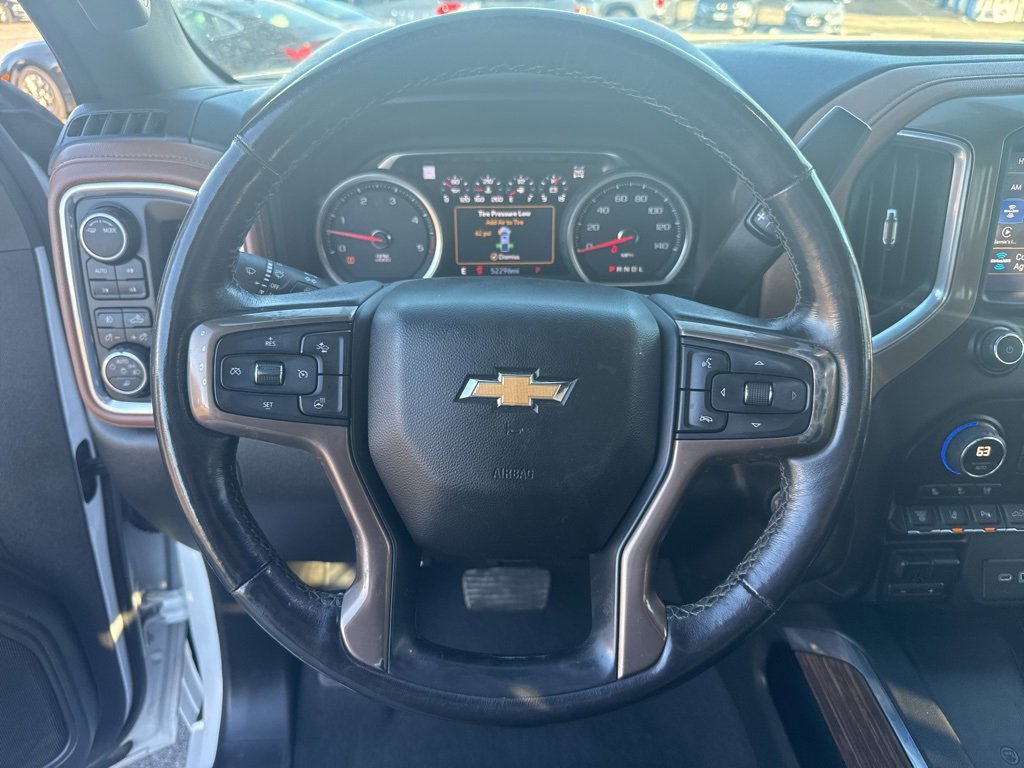 Used 2023 Chevrolet Silverado 3500 High Country image 13