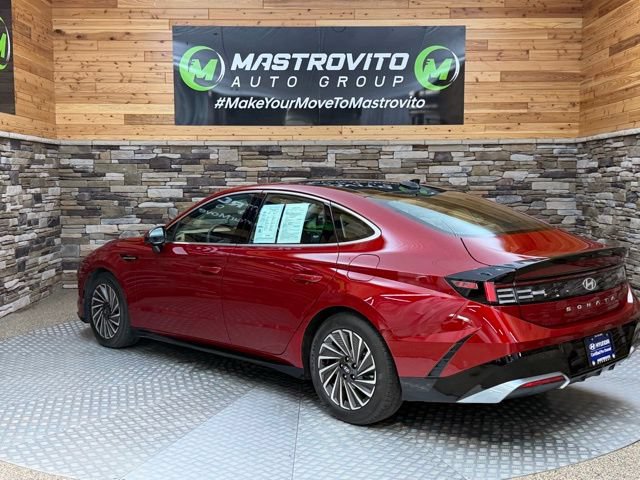 Used 2025 Hyundai Sonata Limited FWD image 7