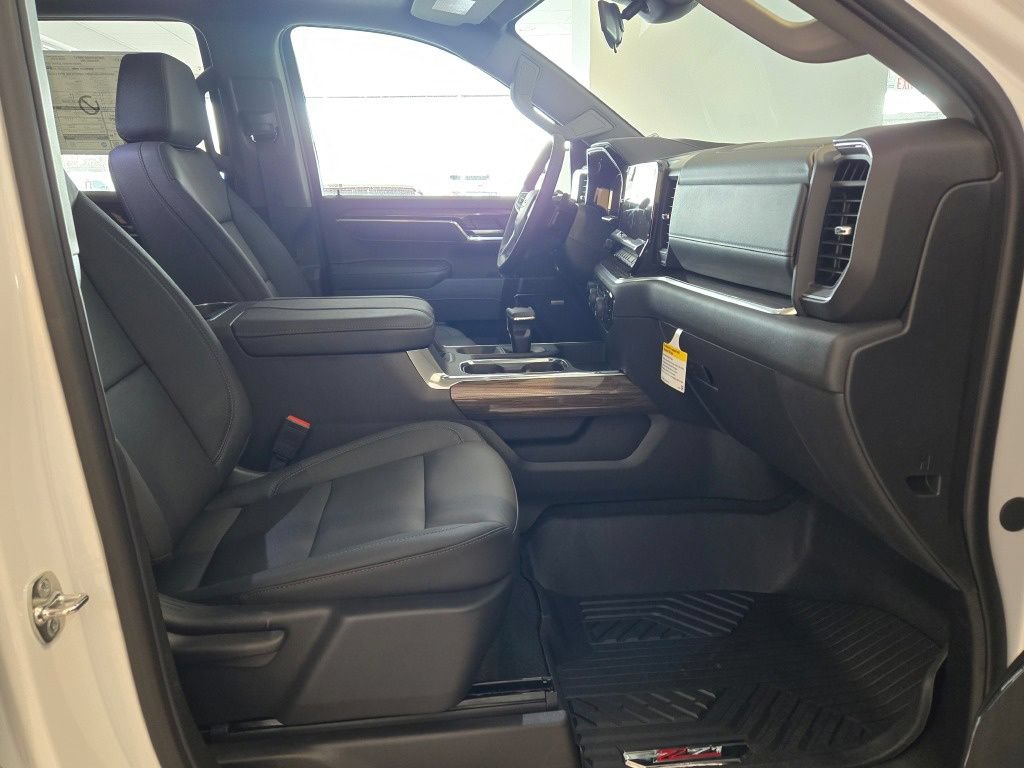 New 2026 Chevrolet Silverado 1500 LT Trail Boss w/ Convenience Package II AWD/4WD image 6