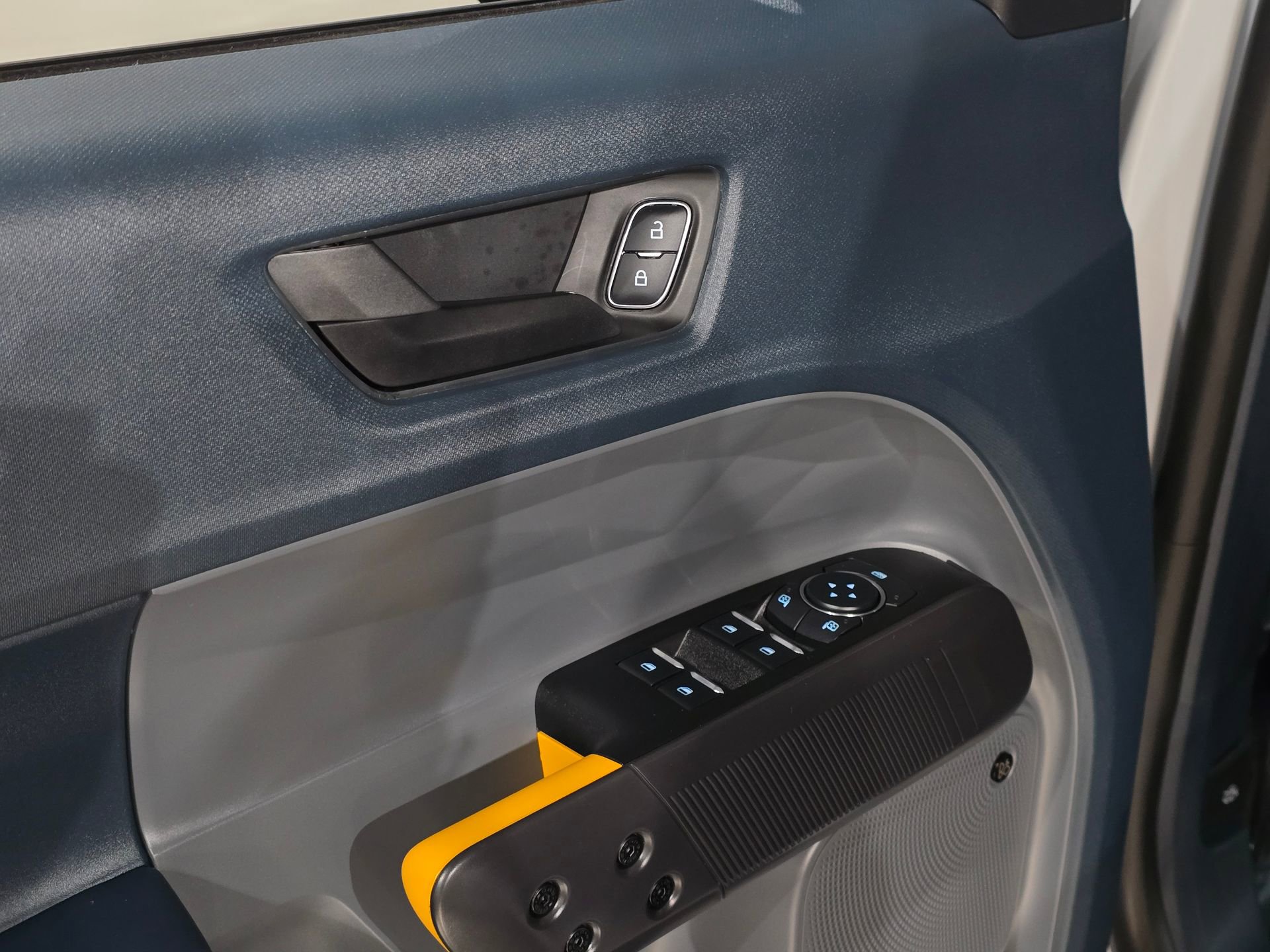 New 2026 Ford Maverick Tremor image 18