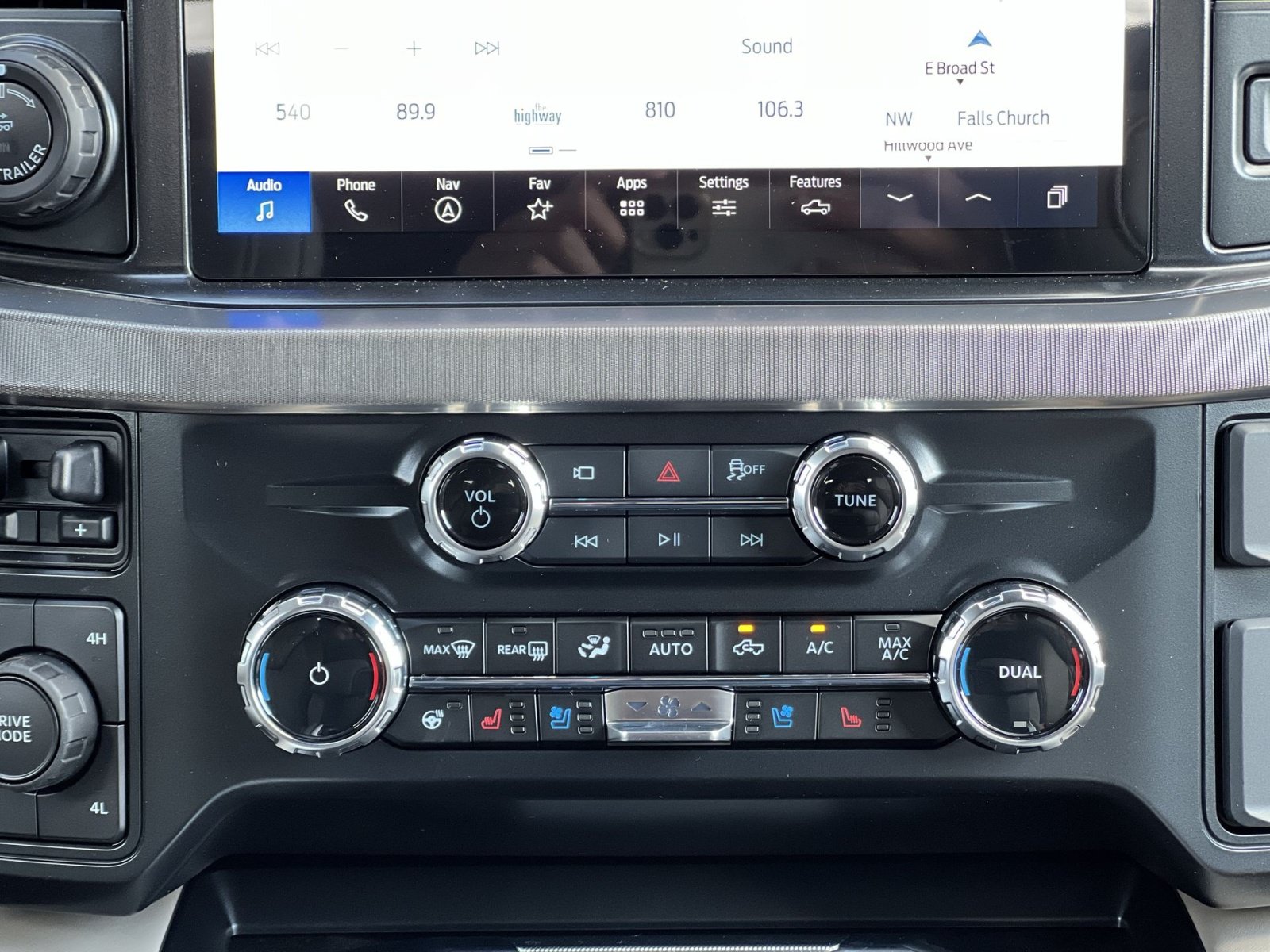 New 2026 Ford F250 Platinum w/ Platinum Plus Package AWD/4WD image 21
