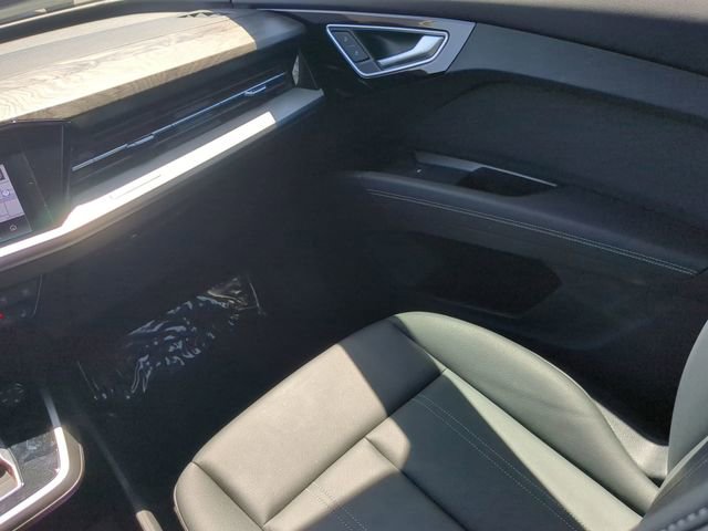Used 2023 Audi Q4 e-tron Premium Plus RWD image 15