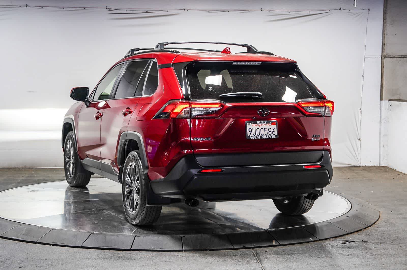 Used 2025 Toyota RAV4 XLE Premium w/ Weather Package AWD/4WD image 2