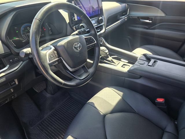 Used 2024 Toyota Grand Highlander XLE FWD image 12