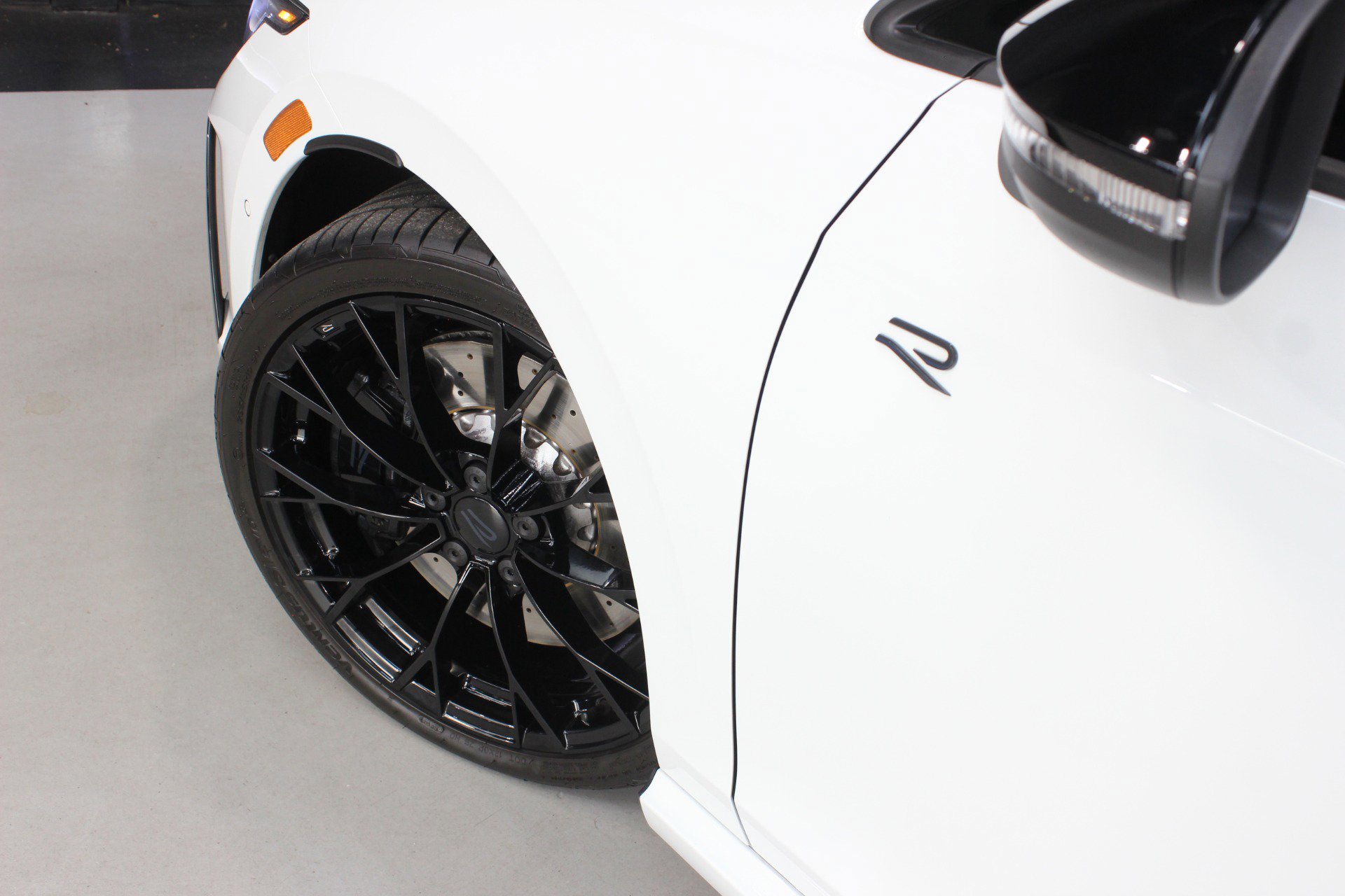 Used 2025 Volkswagen Golf R Black Edition w/ Euro Stye Package image 22