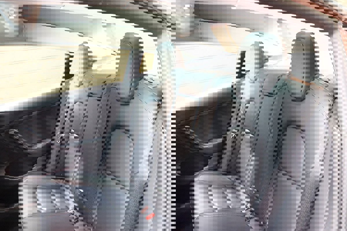 Used 2023 Tesla Model 3 Standard Range image 41