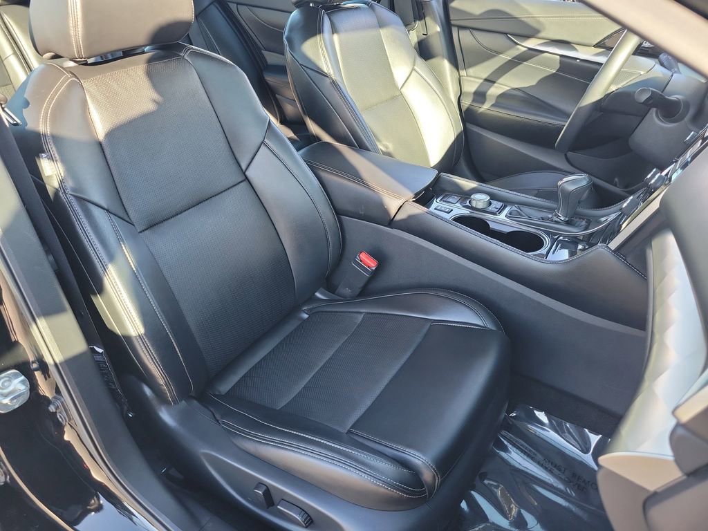 Certified 2023 Nissan Maxima SV w/ Floor Mat Group image 18
