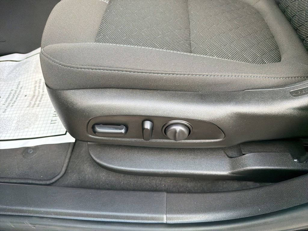 Used 2021 Chevrolet Blazer LT image 22