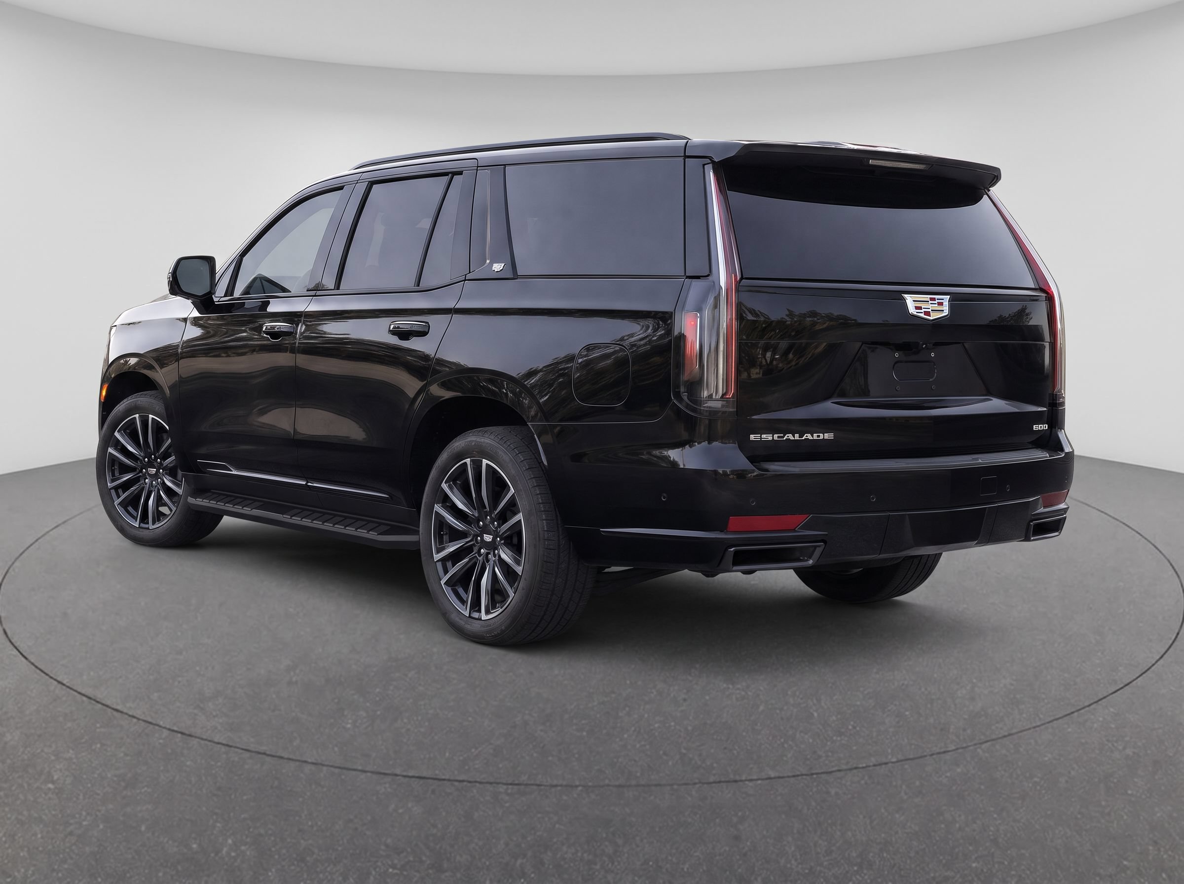 Used 2024 Cadillac Escalade Sport AWD/4WD image 3