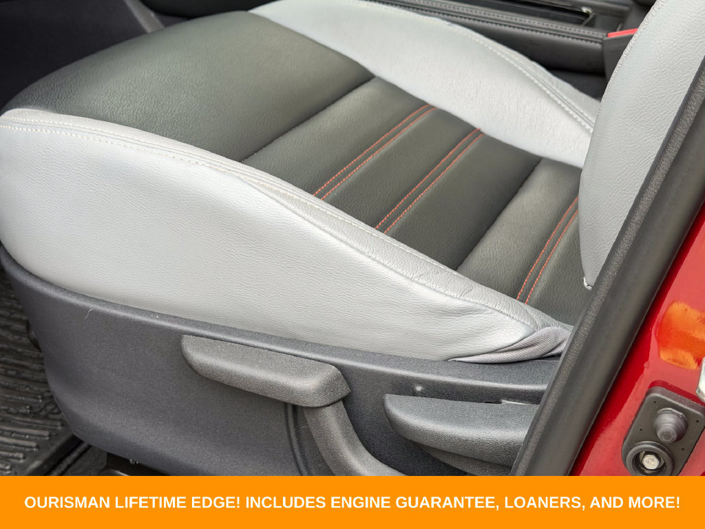 Used 2021 Nissan Kicks SR w/ SR Premium Package FWD image 29