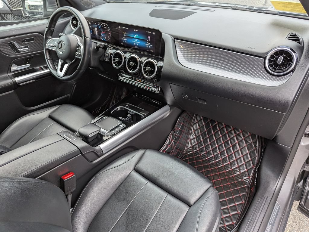 Used 2021 Mercedes-Benz GLA 250 4MATIC image 33
