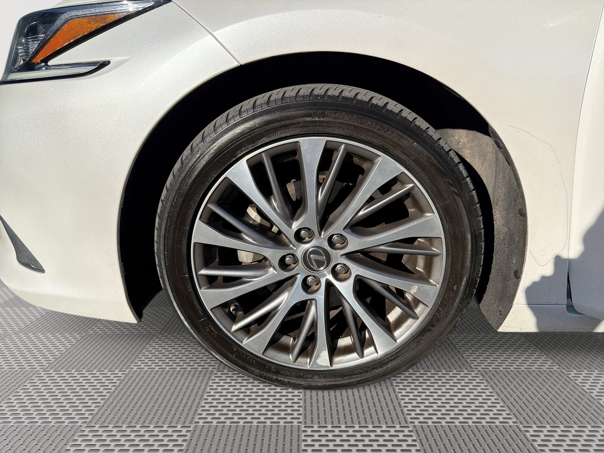 Used 2021 Lexus ES 350 w/ Premium Package FWD image 19