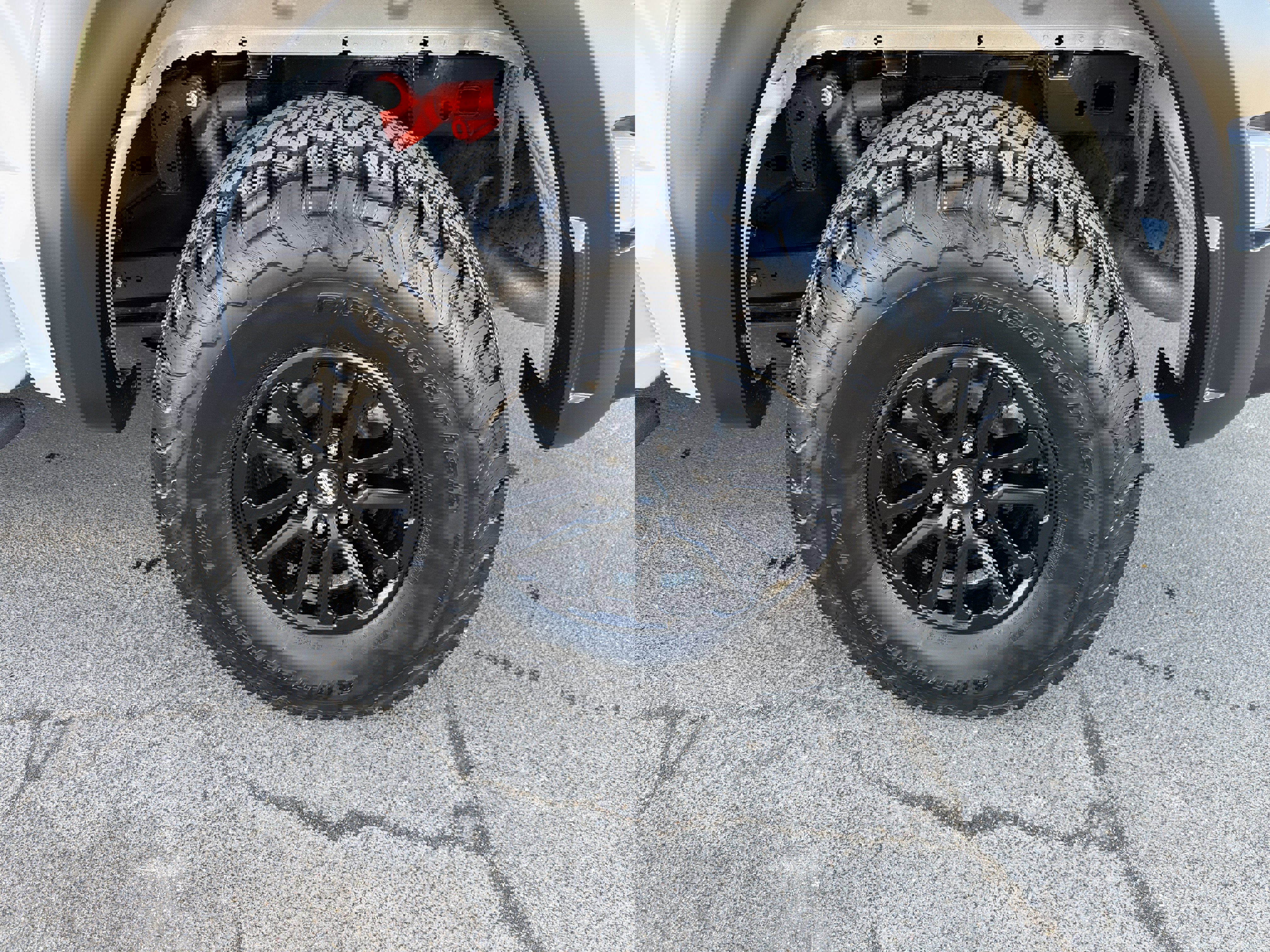 Used 2025 Ford F150 Raptor image 46