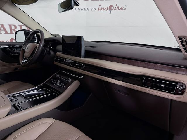 Used 2023 Lincoln Aviator Reserve w/ Class IV Trailer Tow Package image 36