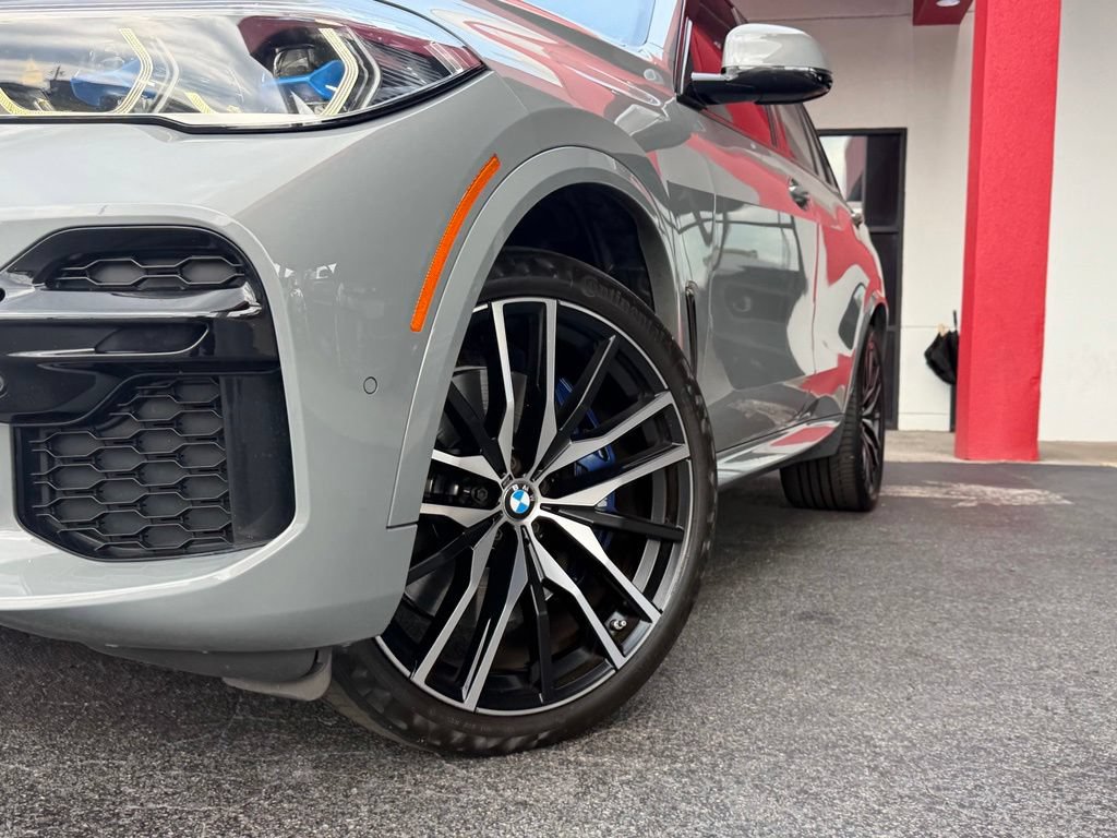 Used 2023 BMW X5 M50i w/ Executive Package AWD/4WD image 2