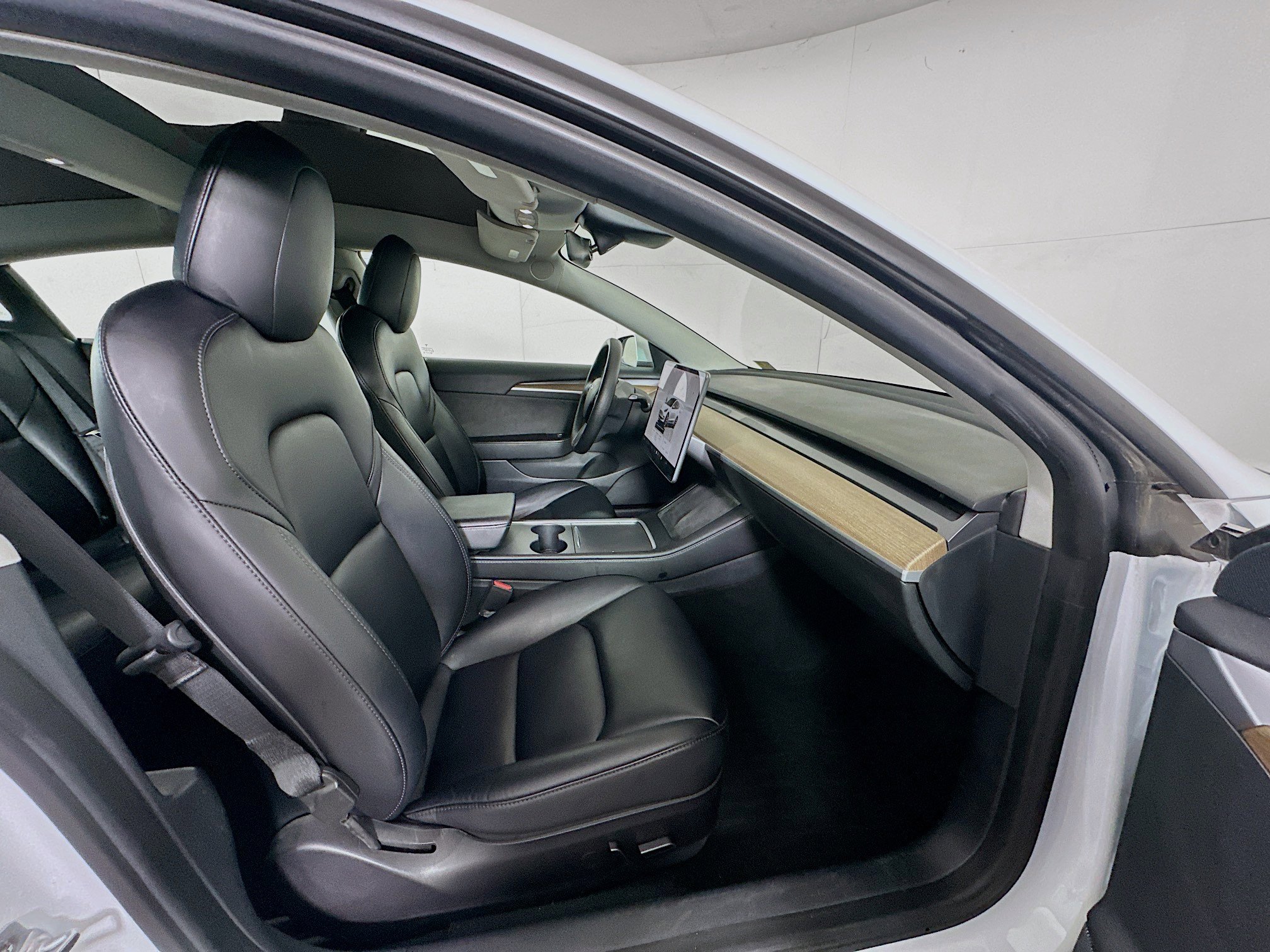 Used 2022 Tesla Model 3 image 30