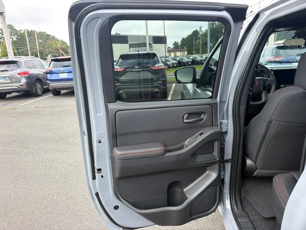 New 2027 Nissan Frontier PRO-4X w/ Pro Convenience Package AWD/4WD image 20