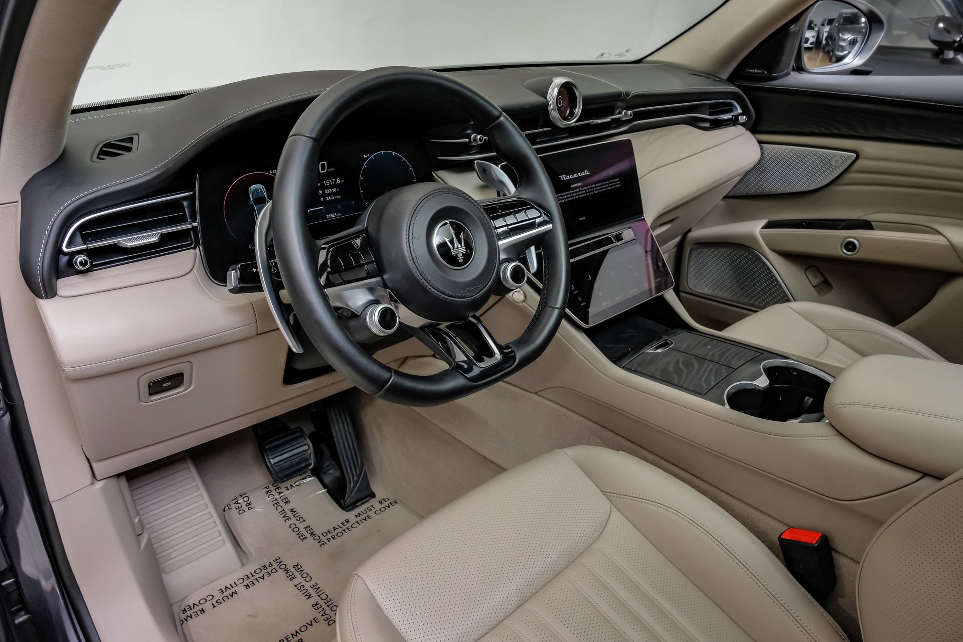 Used 2023 Maserati Grecale GT AWD/4WD image 3
