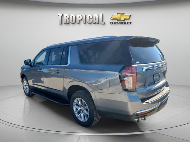 Used 2022 Chevrolet Suburban Premier image 3