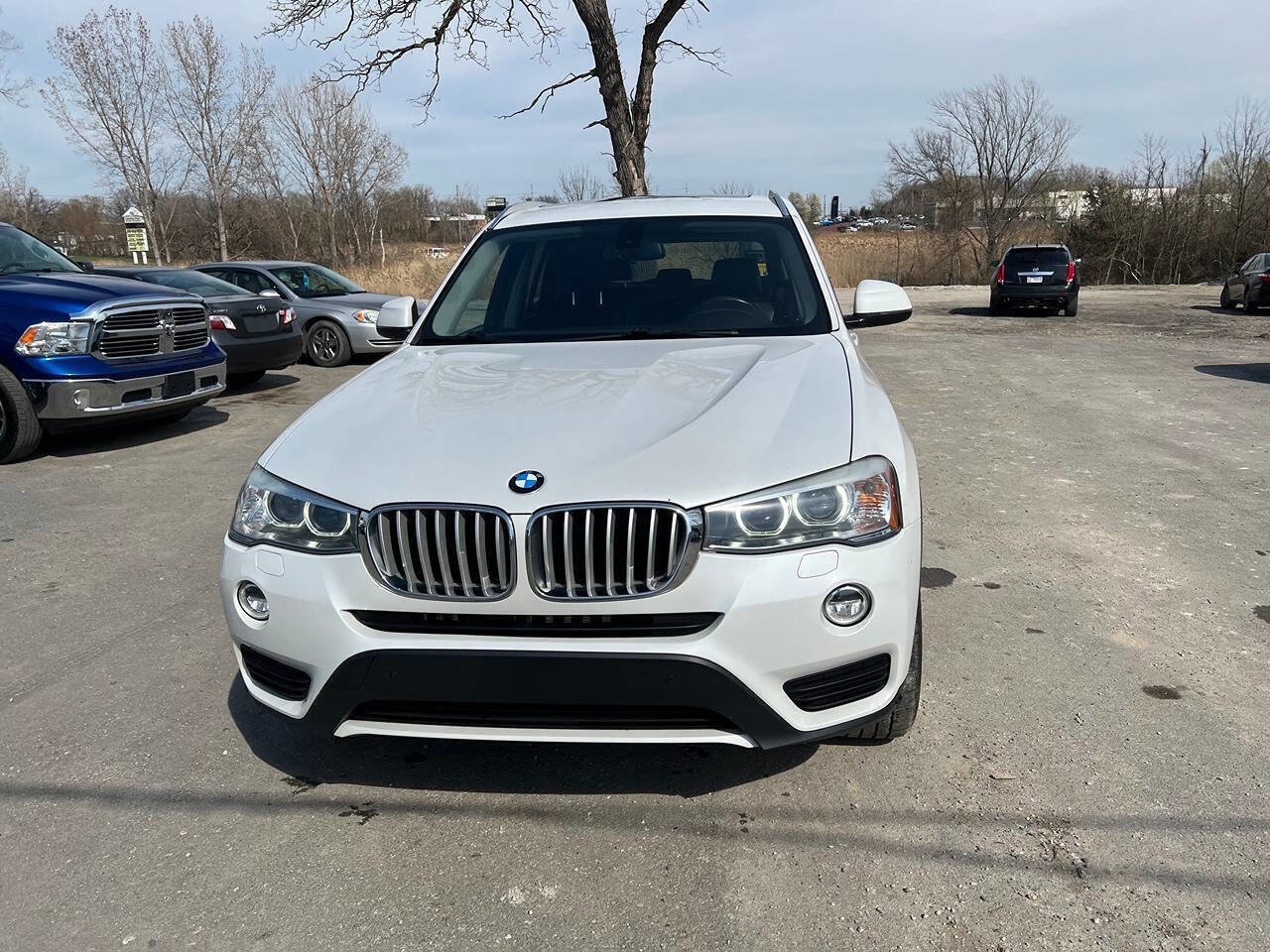 Used 2016 BMW X3 xDrive28i AWD/4WD image 4