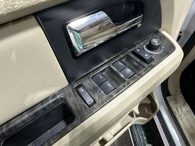 Used 2016 Ford Expedition Limited w/ Equipment Group 301A image 19