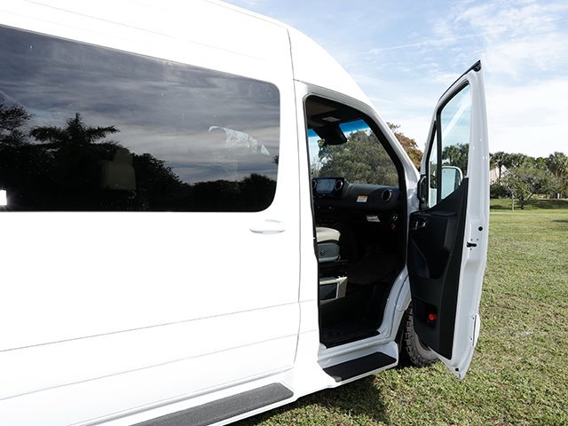 Used 2024 Mercedes-Benz Sprinter 3500 image 19