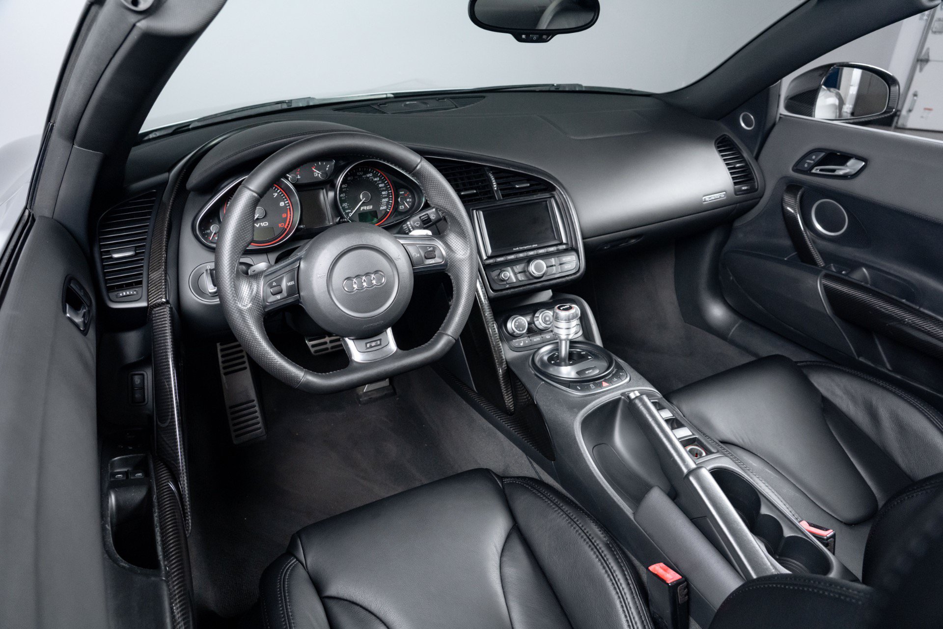 Used 2012 Audi R8 V10 AWD/4WD image 49