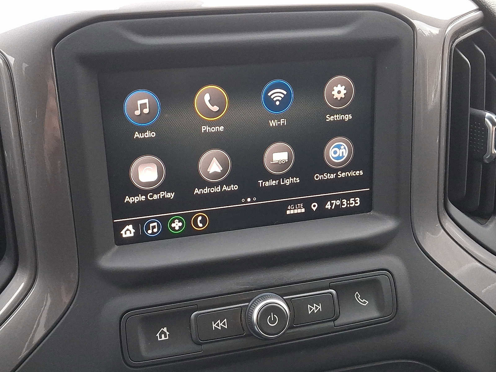 Used 2020 Chevrolet Silverado 1500 Custom w/ Custom Value Package image 16