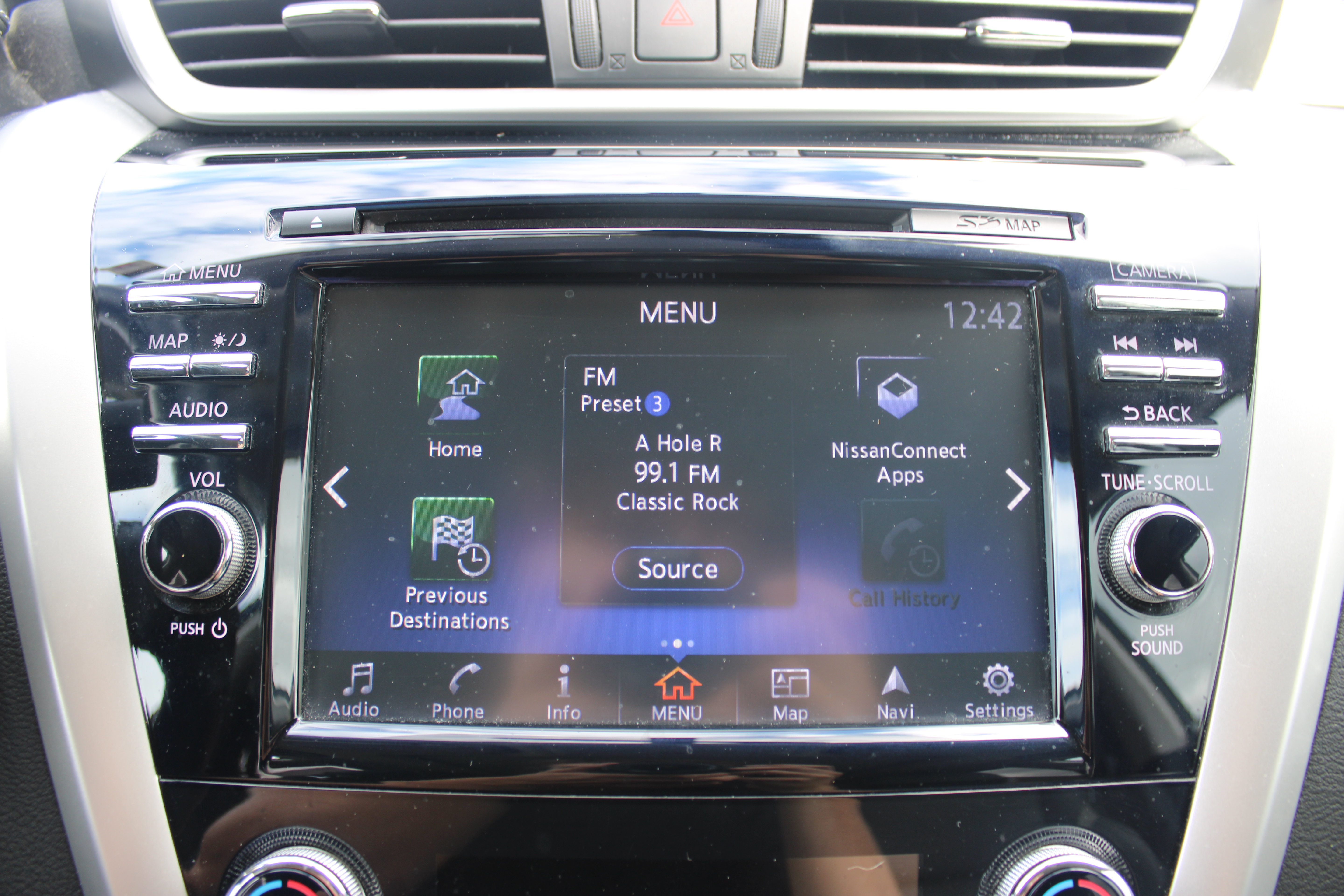 Used 2017 Nissan Murano SL w/ SL Technology Package AWD/4WD image 18
