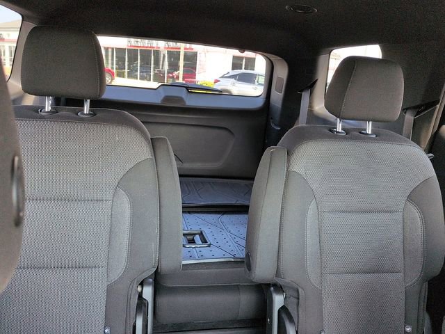 Used 2023 Chevrolet Traverse LT image 11