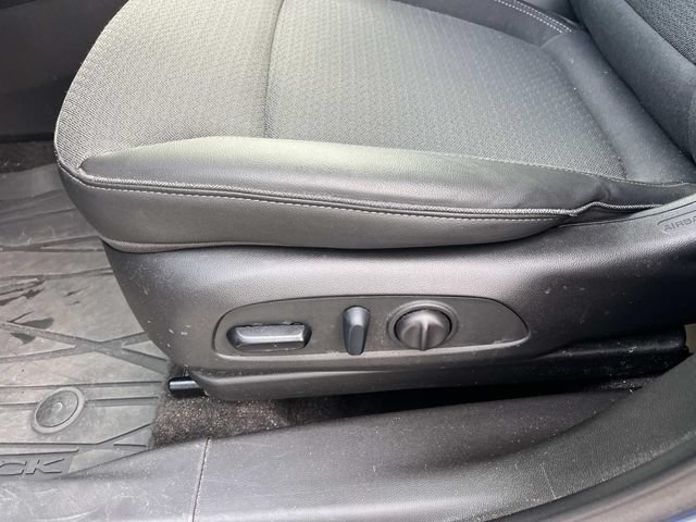 Used 2024 Buick Encore GX Preferred w/ Comfort Package FWD image 19