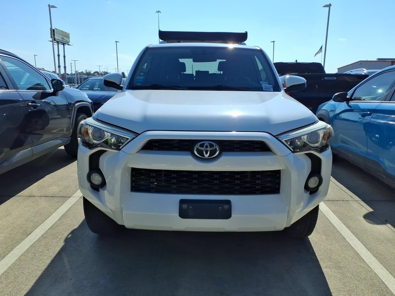 Used 2016 Toyota 4Runner SR5 RWD image 3
