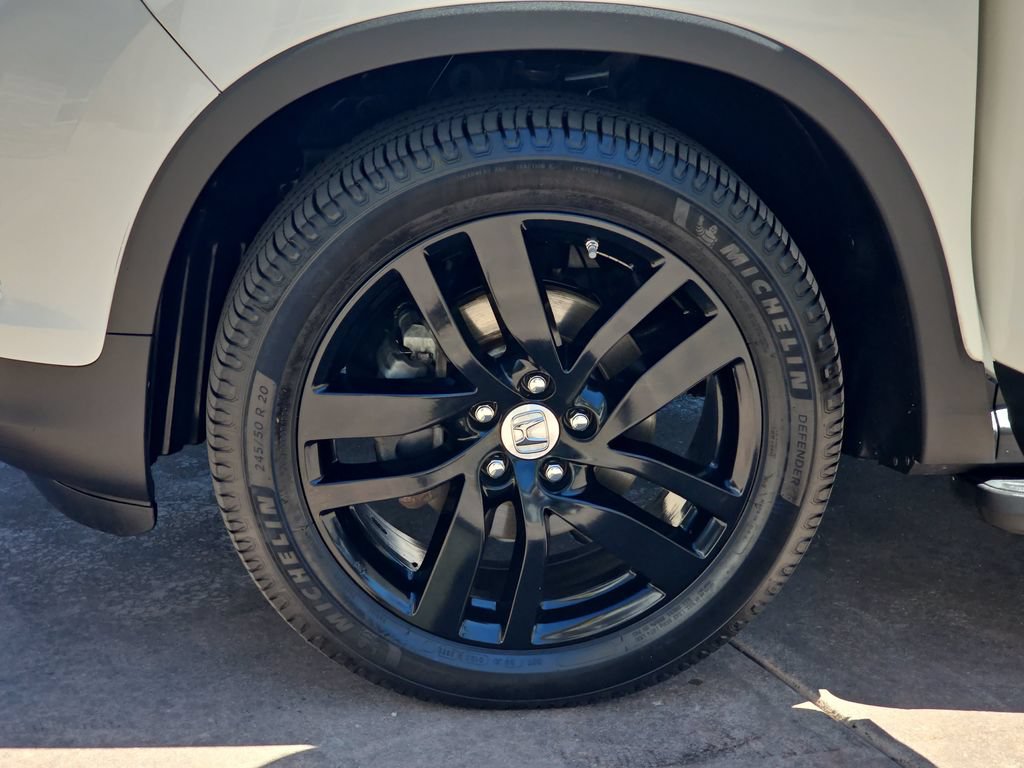 Used 2017 Honda Pilot Elite image 38