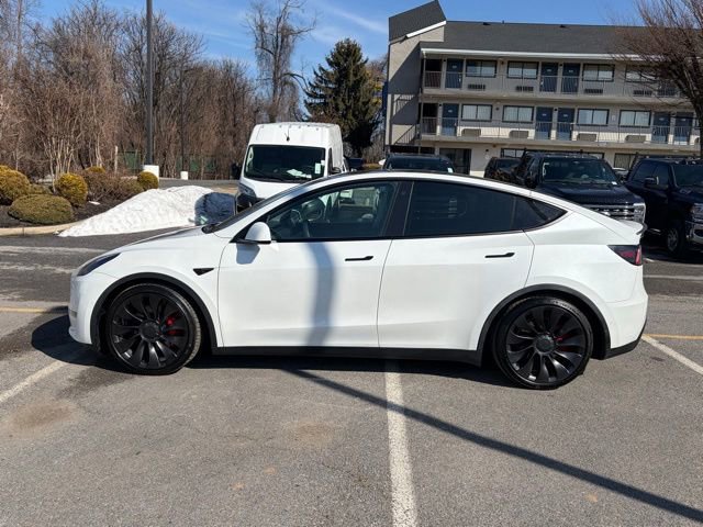Used 2022 Tesla Model Y Performance image 4