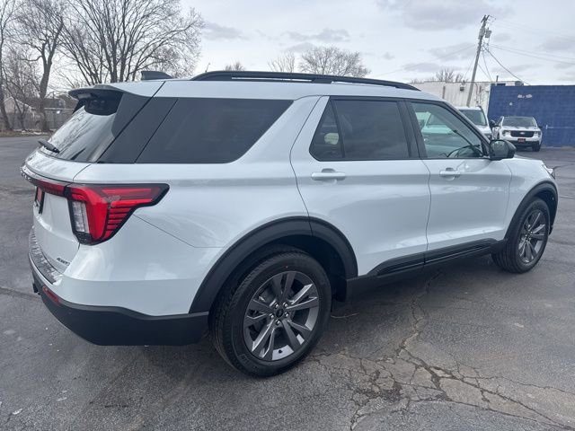 New 2026 Ford Explorer Active image 5