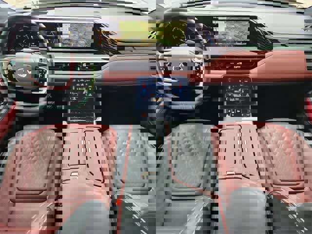 Certified 2025 INFINITI QX80 Autograph w/ Premium Cargo Package image 10