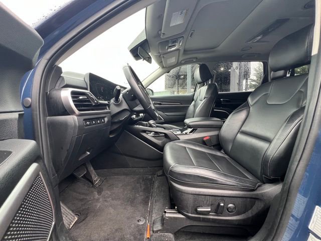 Certified 2025 Kia Telluride S image 18