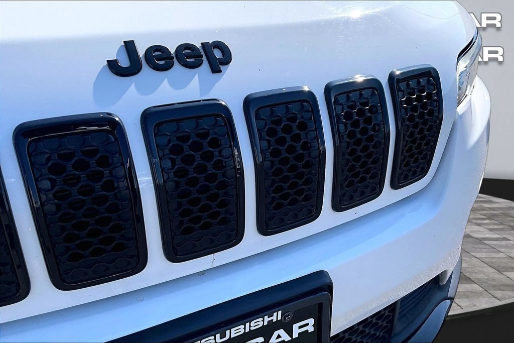Used 2021 Jeep Cherokee Latitude Plus AWD/4WD image 26