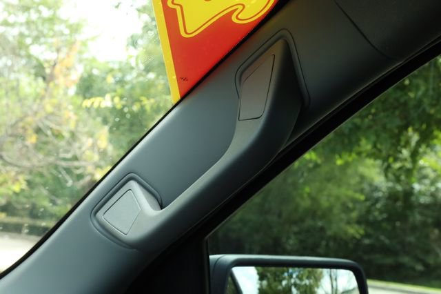 Used 2023 GMC Sierra 1500 Elevation image 28