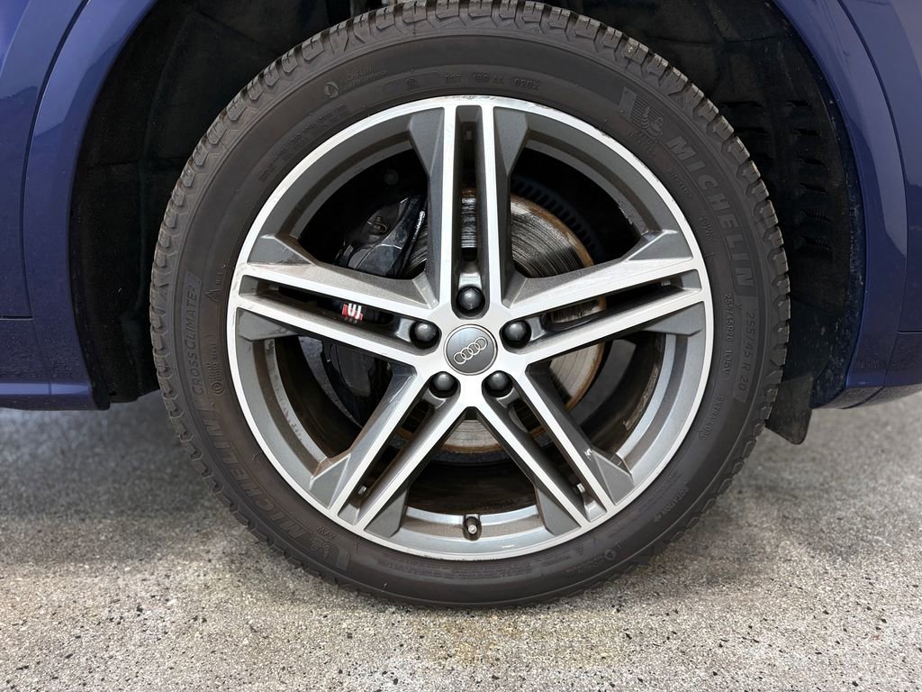 Used 2019 Audi SQ5 Premium Plus w/ Premium Plus Package AWD/4WD image 28