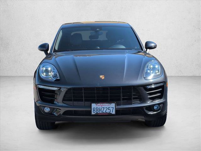 Used 2018 Porsche Macan AWD/4WD image 2