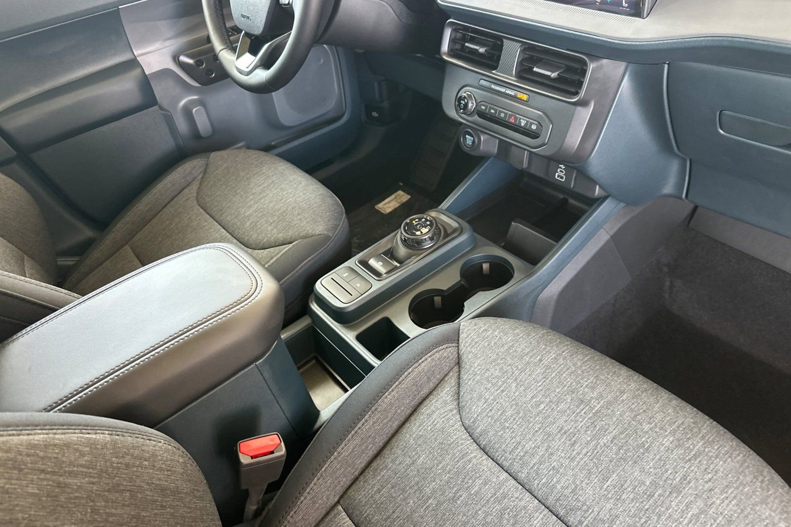 New 2025 Ford Maverick XLT w/ XLT Luxury Package image 15